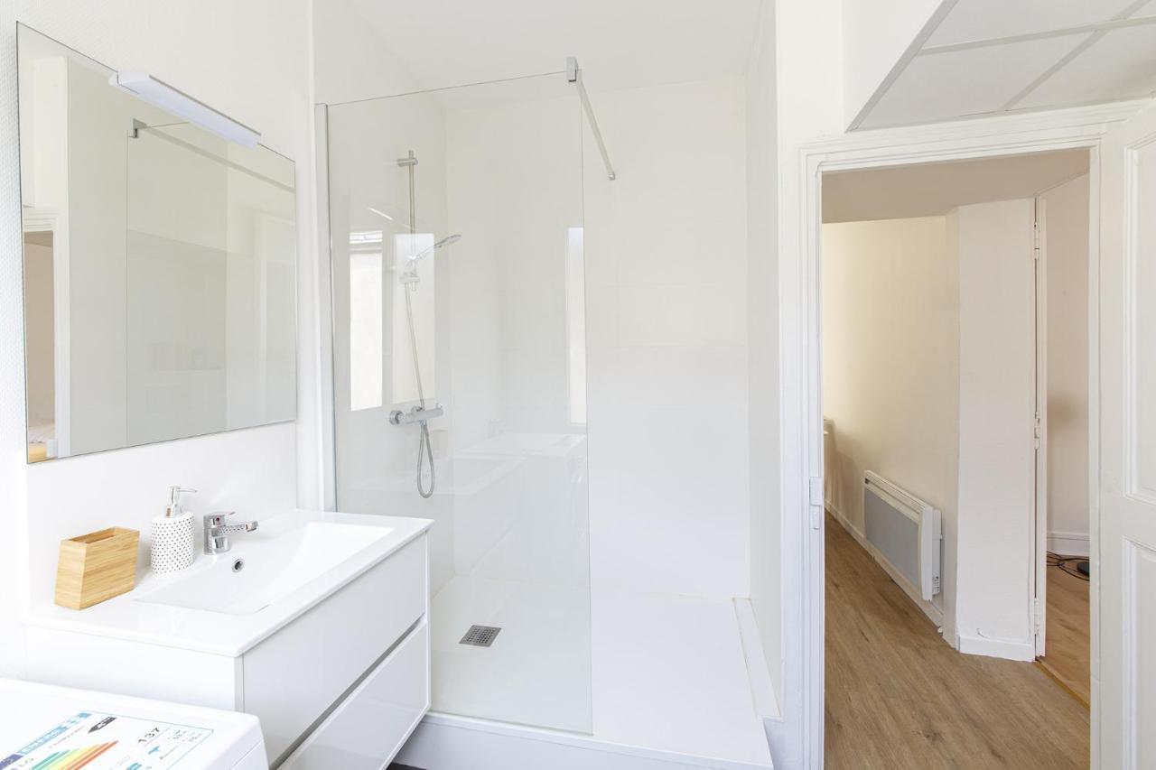 Grand Appartement Hyper Centre Ville D'Ανζέρ Εξωτερικό φωτογραφία